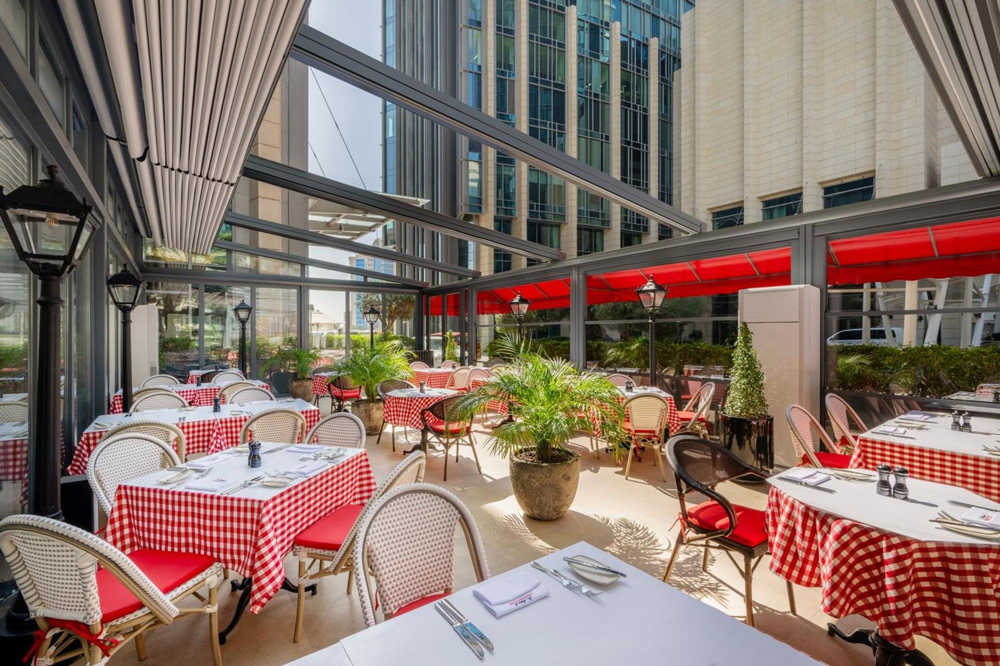 Le Meridien City Center Ad-Dauha Zewnętrze zdjęcie